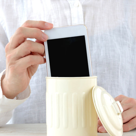 Ditch the cell phone Rallis Natural Living